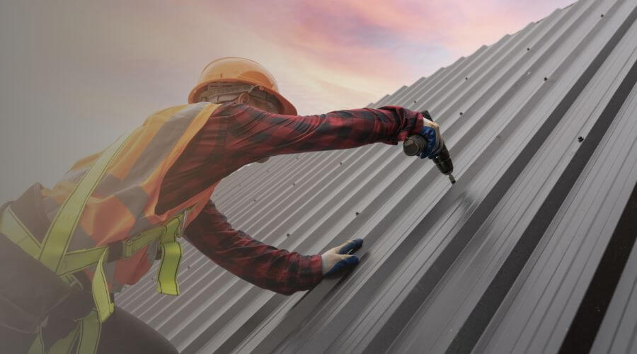 Expert Emergency Roof Repairs services in Edwards, IL